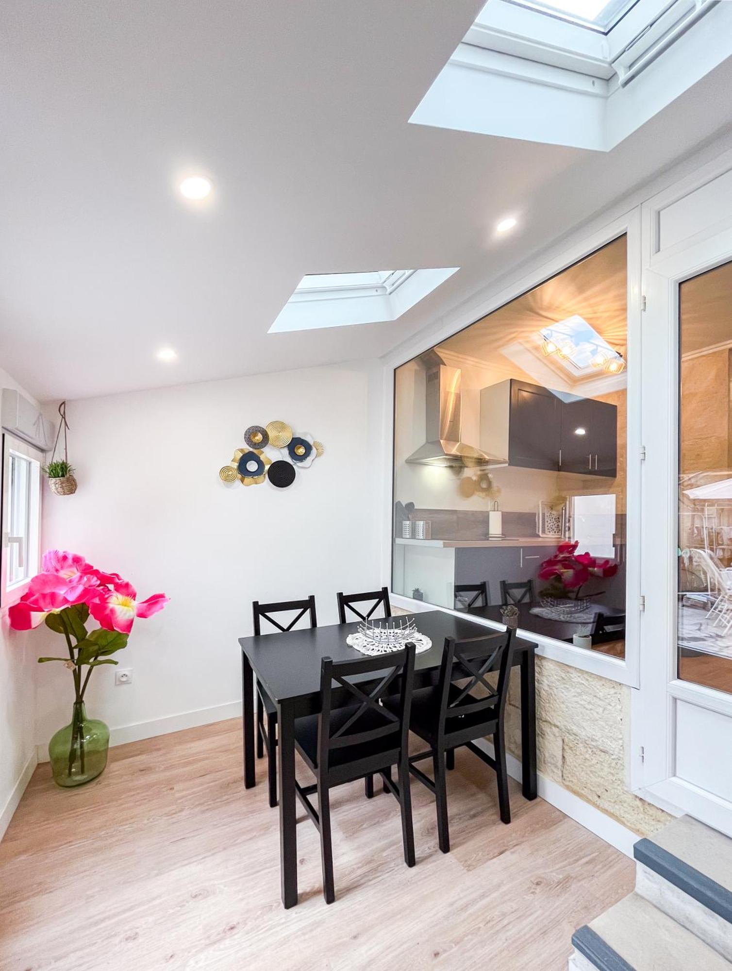 Echoppe Typique Avec Terrasse Villa Talence Exterior foto