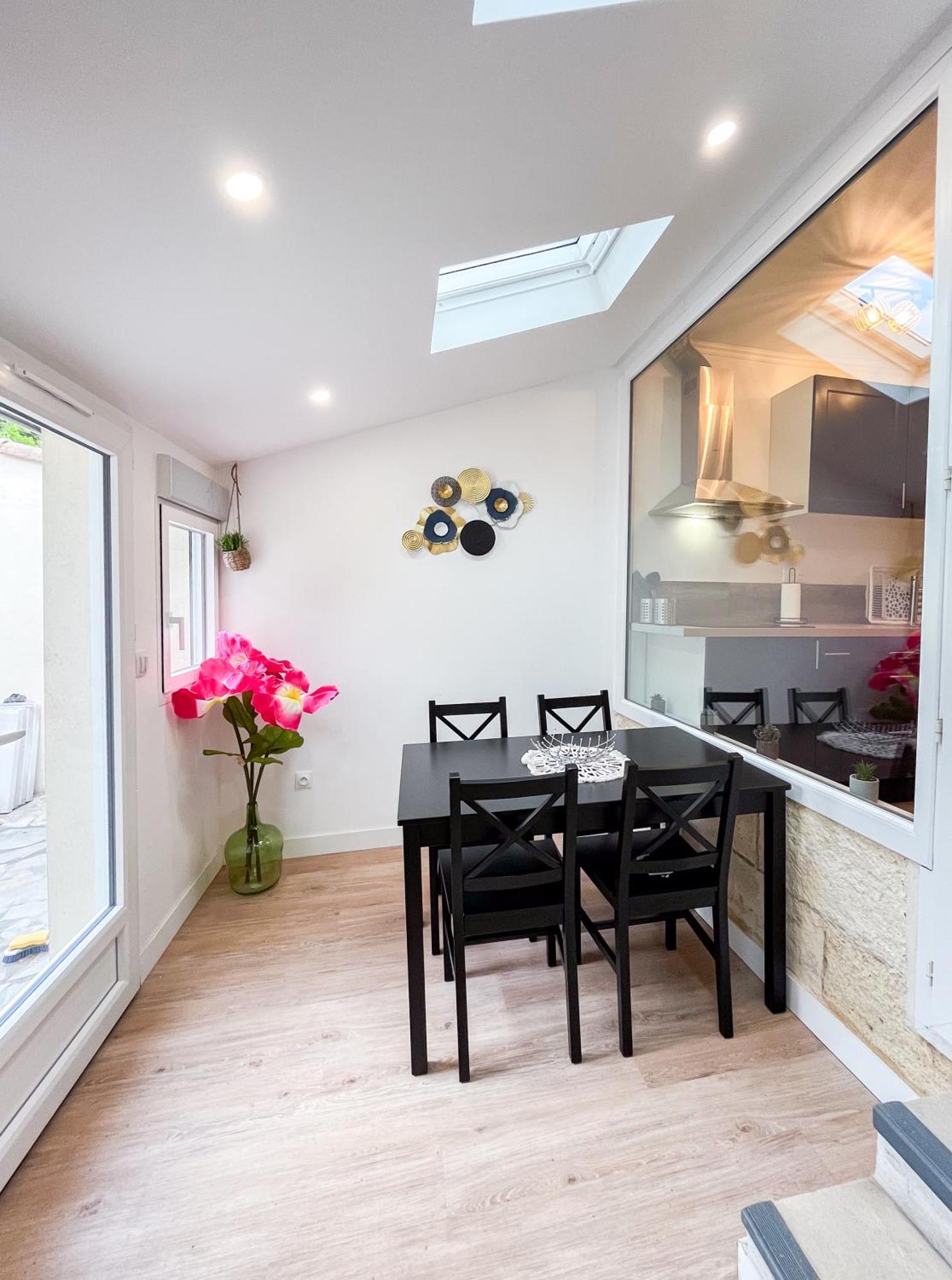 Echoppe Typique Avec Terrasse Villa Talence Exterior foto